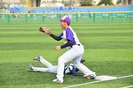 斯卢茨基：这是于汉超生涯最后一场比赛，明年加入申花教练组