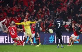 华盛顿国民队在客场击败太空人，夺得建队 51 年来首座世界大赛冠军