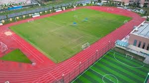 普荷斯在职业生涯前十年均达成 .300 打击率、30 轰、100 打点